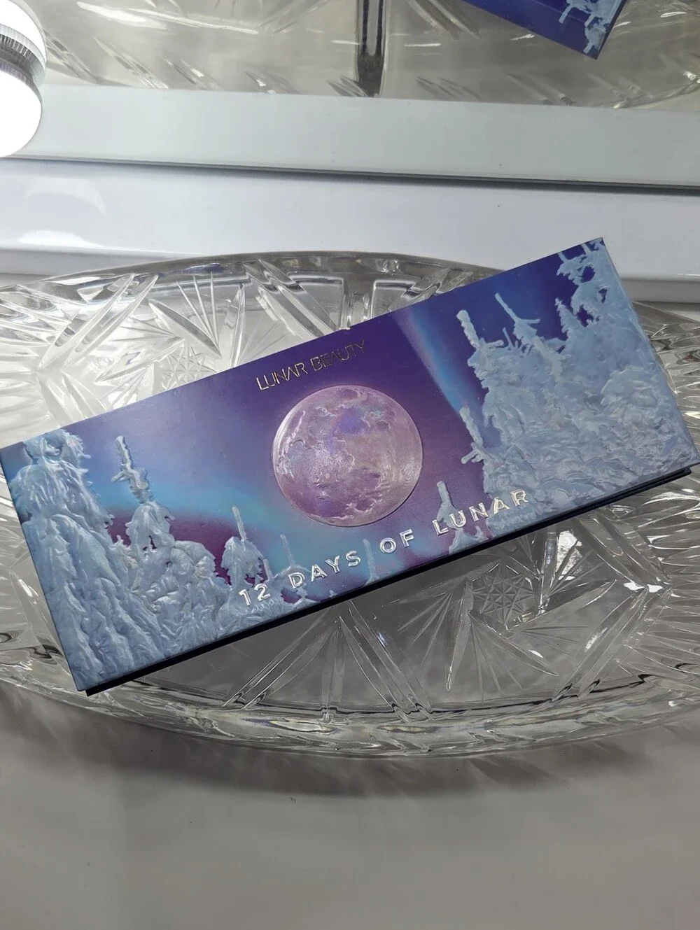 Lunar Beauty 12 Days of Lunar Eyeshadow Palette